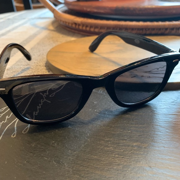 Women’s Sunglasses - Picture 2 of 14